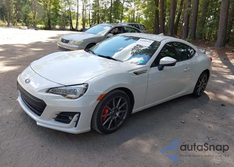 2017 Subaru Brz Limited из США, поврежденный, VIN JF1ZCAC19H9606077
